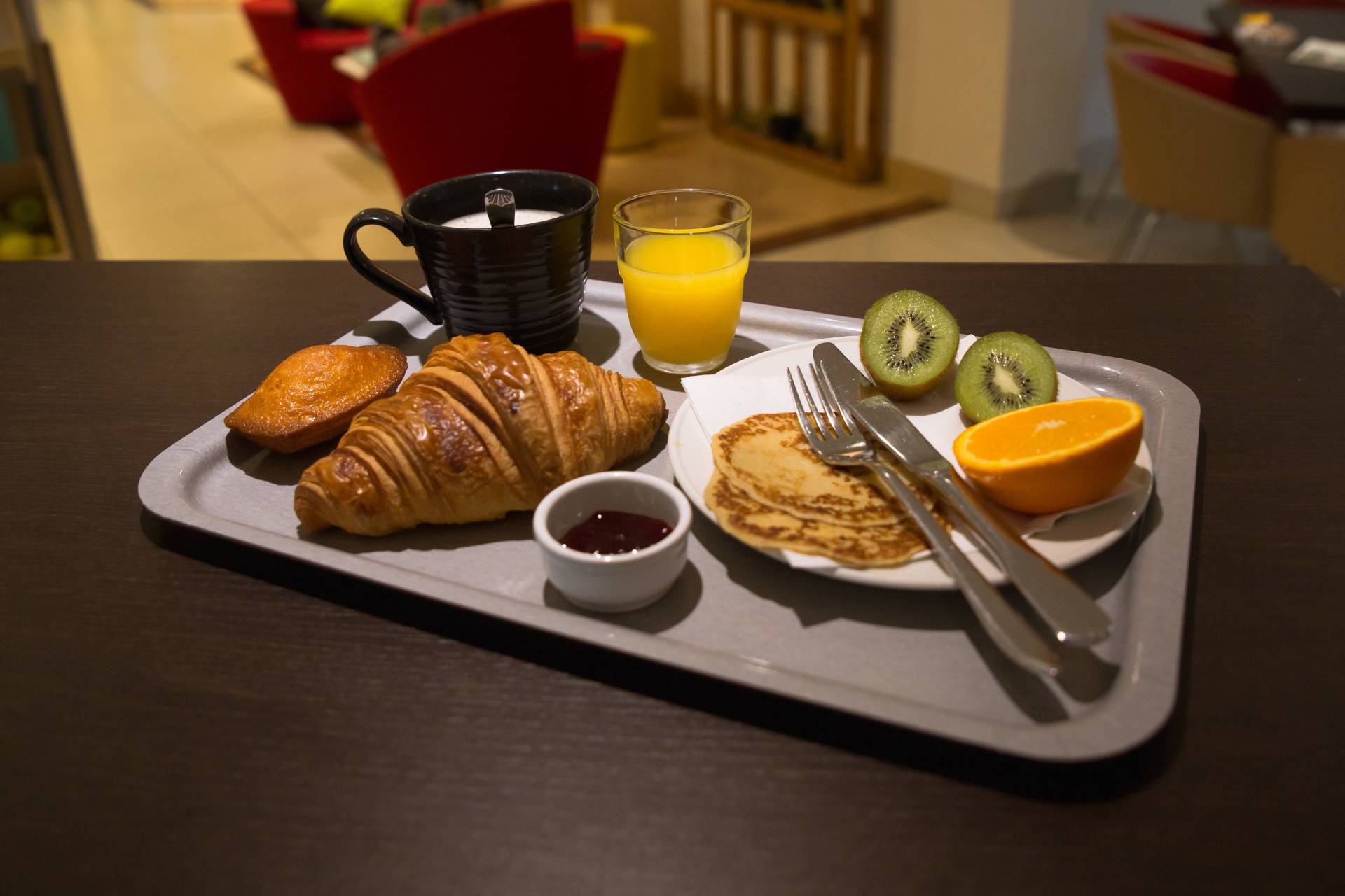 Plateau petit-dejeuner